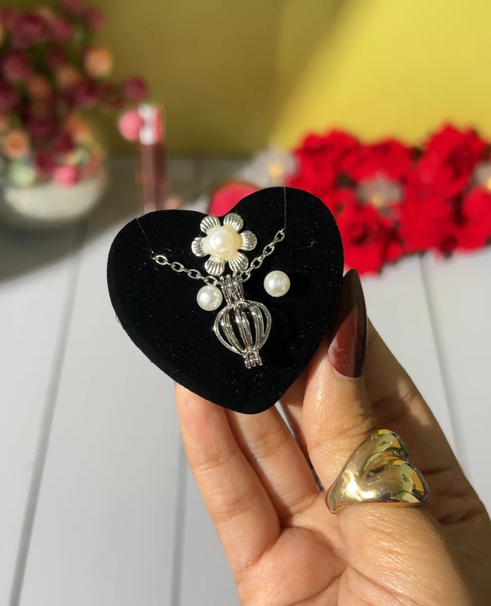 Love Wish Pearl in Oyster Kit – DIY Necklace Gift Set for your girl